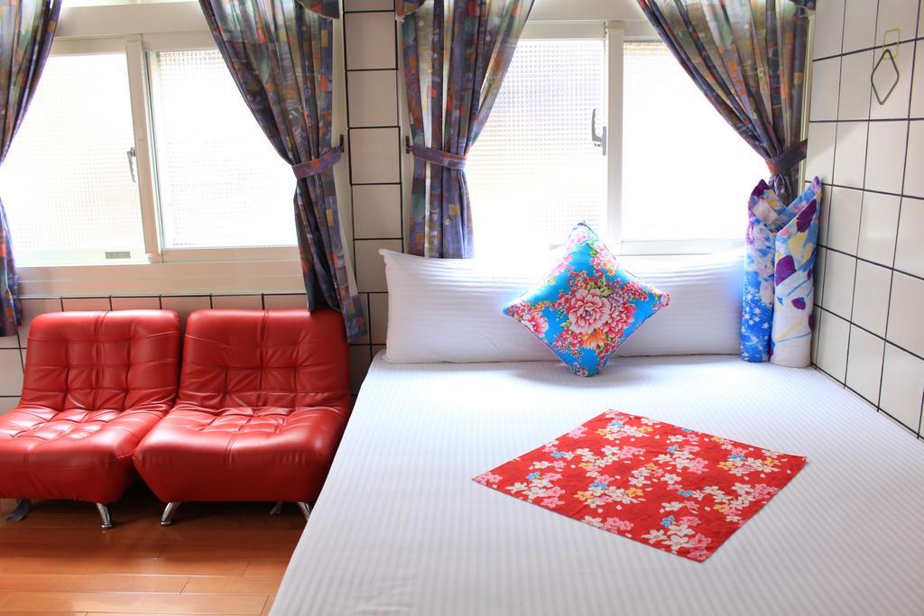 Hsin Hsin Hotel Miaoli Exterior photo